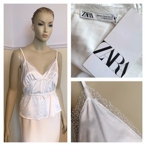 ZARA delicate lace trimmed silky ivory camisole M
